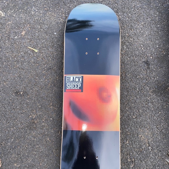 BLACK SHEEP SIMILAK CHILD skate board deck NEW 

Available in sizes - Picture 1 of 6